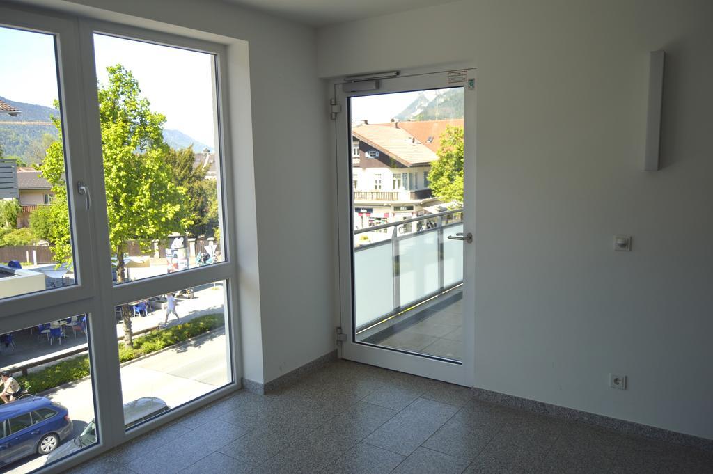 Yeti Lux - Central City Loft Appartamento Garmisch-Partenkirchen Esterno foto